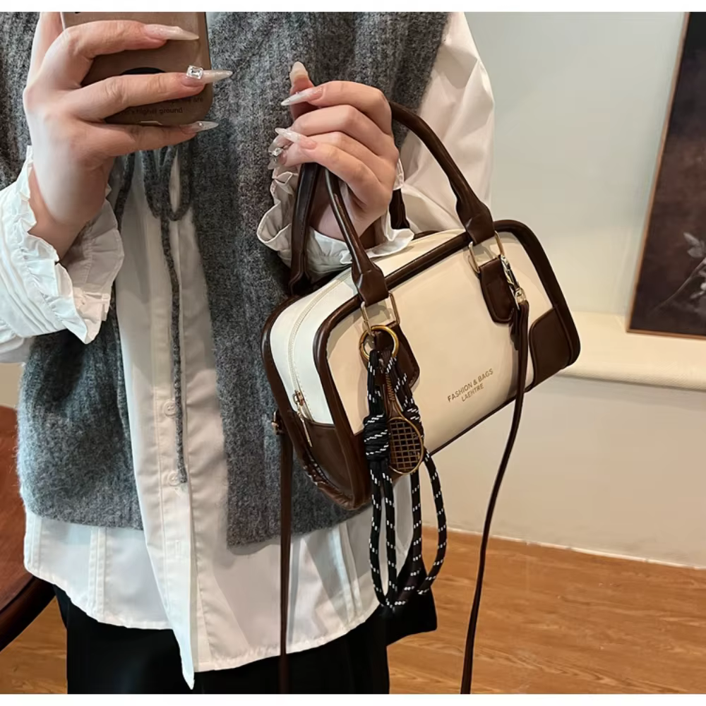 Petit sac carré souple pour femmes