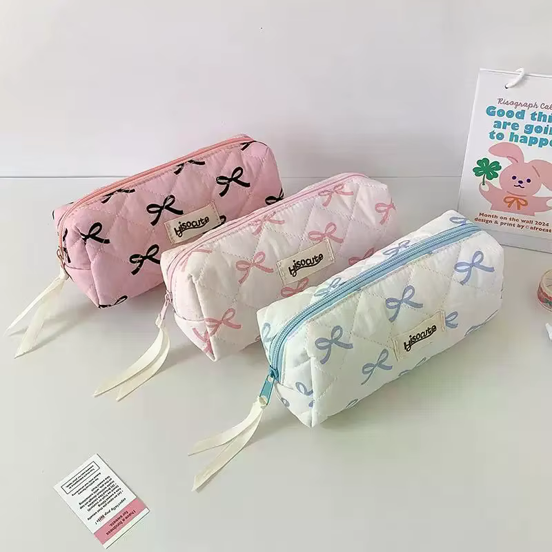 Trousse à crayons Sweet Girl avec nœud décoratif en ruban