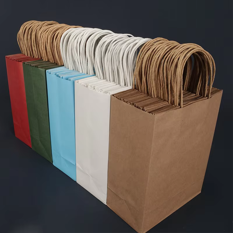 Sacs à main en papier Kraft, 50 pièces, sacs à main pour thé au lait, cosmétiques à emporter, magasin de vêtements, sacs d'emballage cadeau, Logo imprimé personnalisé