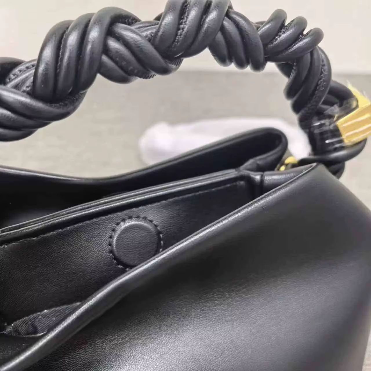 Nouveau Sac Bandoulière Hexagonal Tressé Tendance 2026 pour Femme