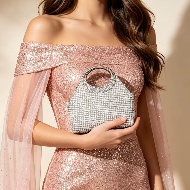 Sac de soirée en argent avec diamants