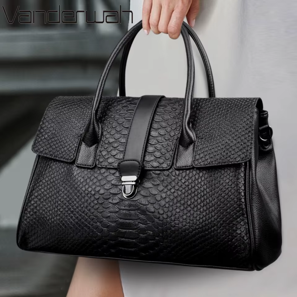 Sac à main de grande qualité avec motif serpent