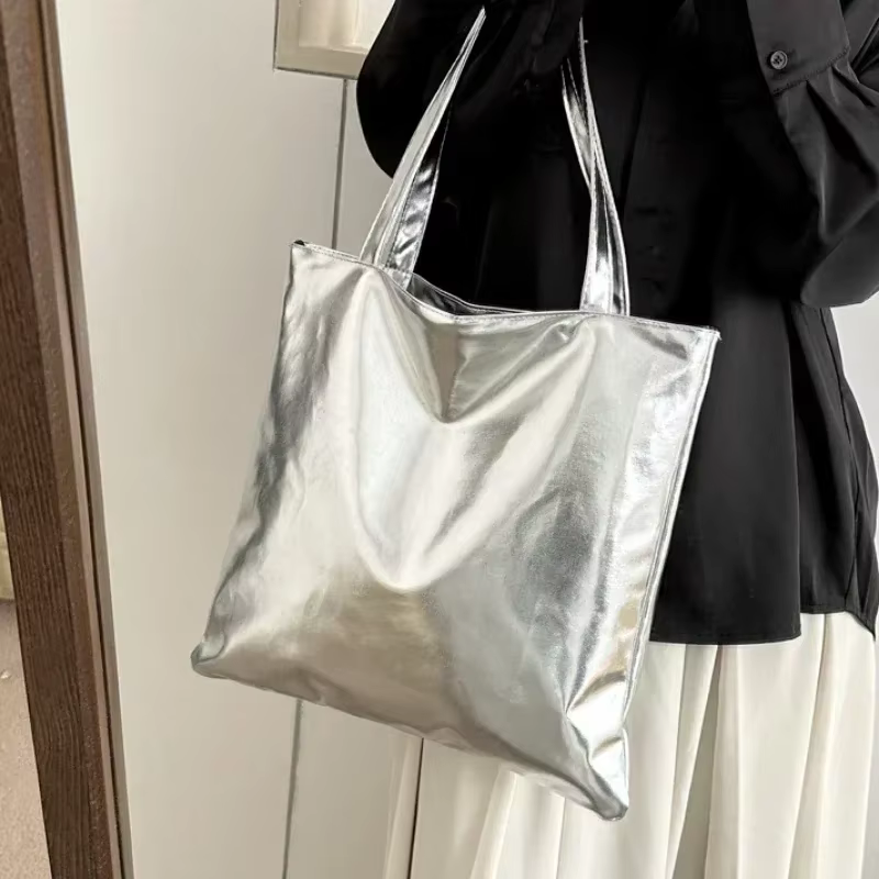 Sacs fourre-tout brillants pour femmes