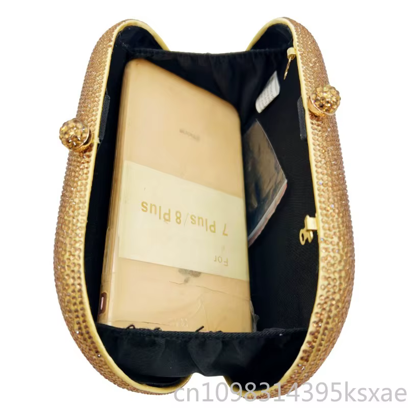Pochette de soirée en cristal et strass avec chaîne