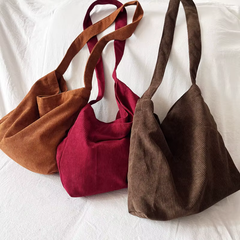 Sac à bandoulière rétro en velours côtelé pour femmes