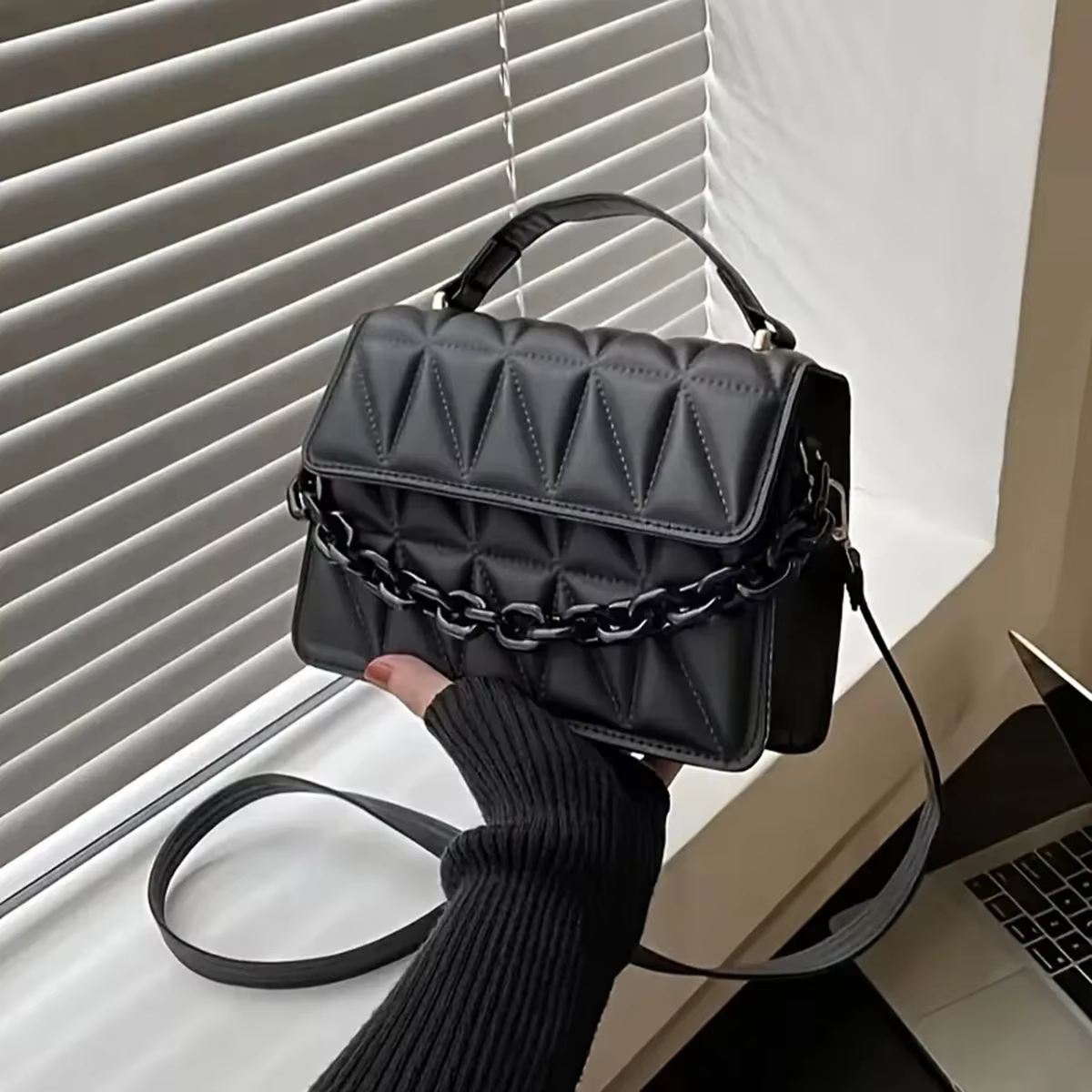 Sac à main avec chaîne en diamant pour femmes