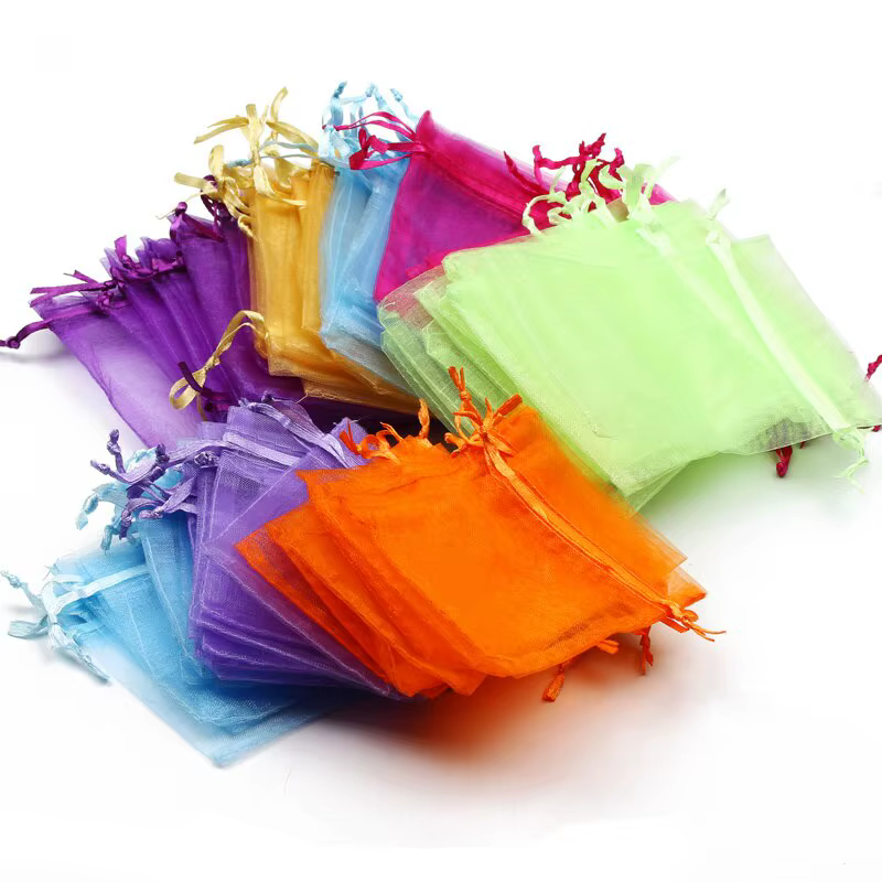 50 pcs/Lot Multicolore Bijoux Emballage Sac 7*9 11*16 15*20cm Organza Sacs Cadeau De Stockage De Mariage Cordon Pochettes En Gros