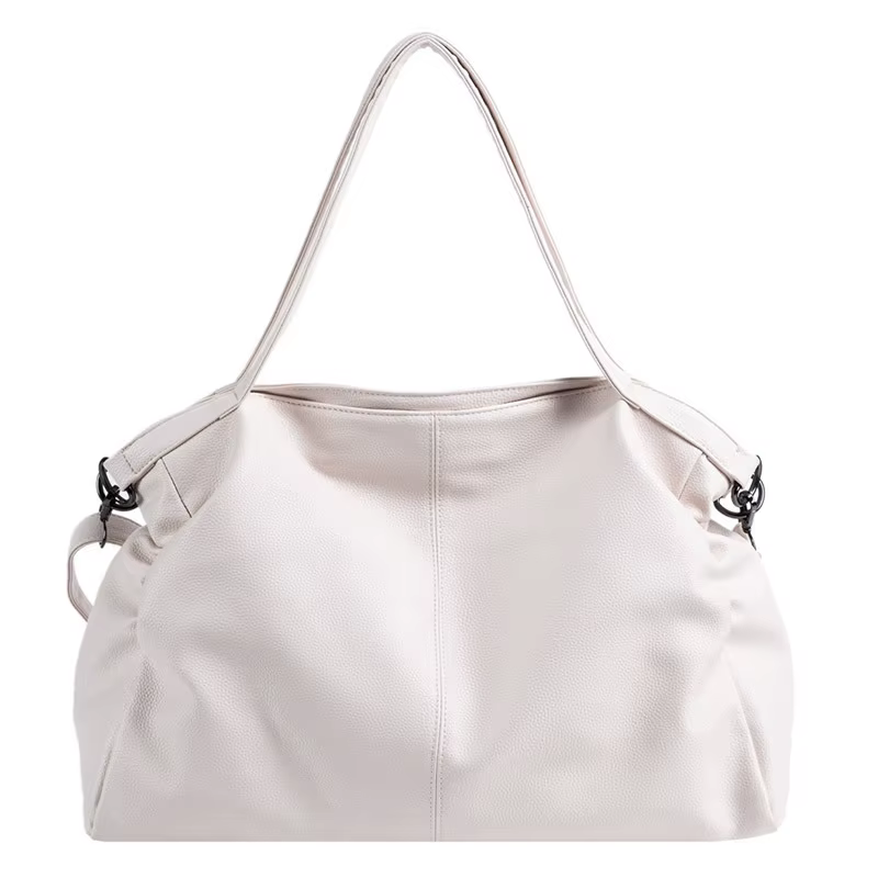 Grands sacs fourre-tout noirs pour femmes