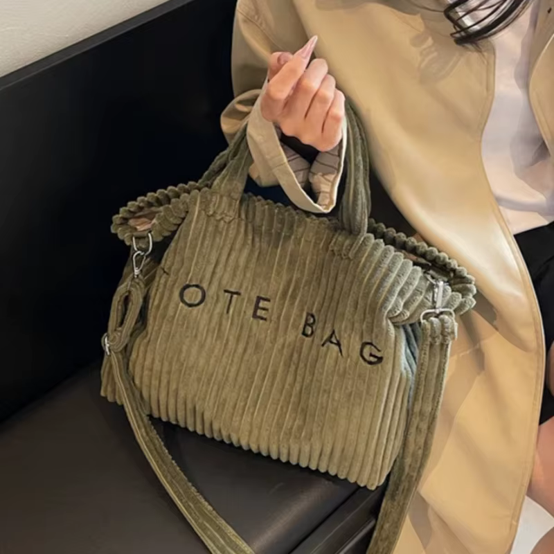 Sac à main en velours rayé de grande capacité, sac à bandoulière pour femmes, sacs à main, sacs à bandoulière, fourre-tout polyvalent en velours côtelé avec lettres