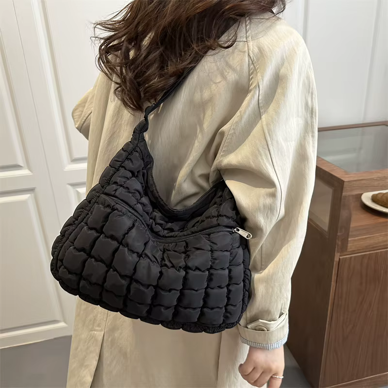Nouveau sac à bandoulière matelassé pour femme