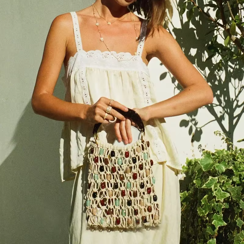 Sac à main vintage fait main perlé