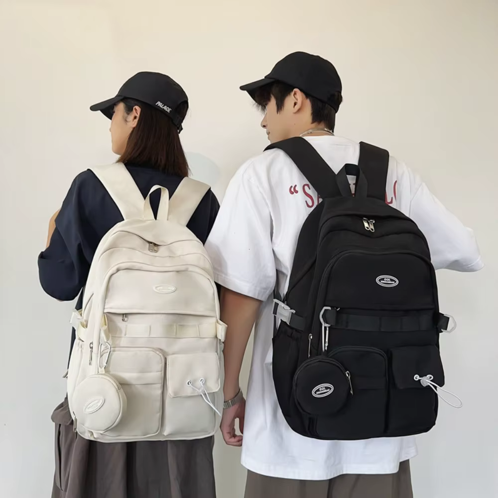 Sac à dos de sport et de voyage simple grande capacité