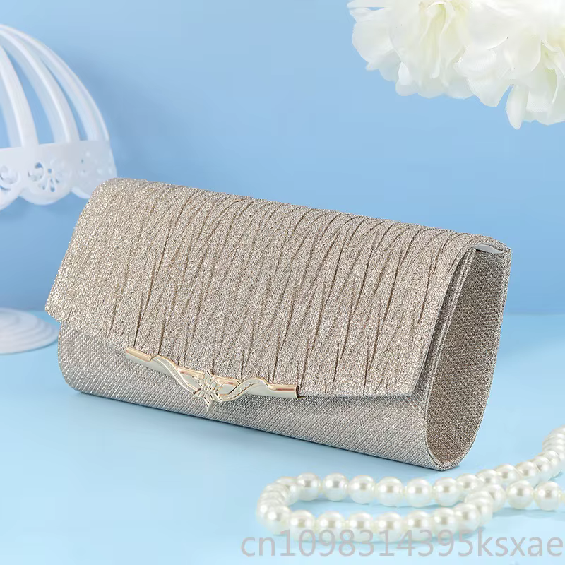 Pochette vintage française pour femme