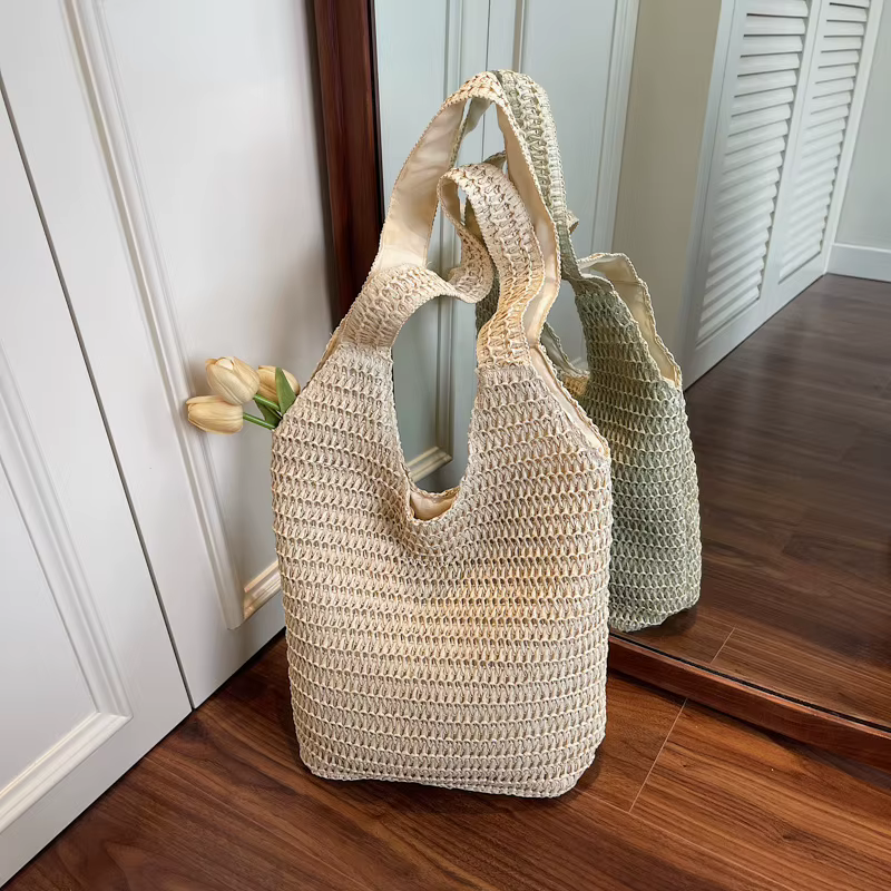 Nouveau Sac à Bandoulière Grande Capacité en Paille Tressée Style Vacances Printemps-Été 2026