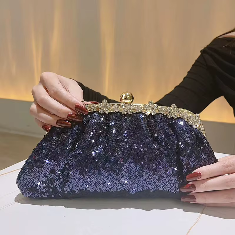 Pochette bleue pour femmes