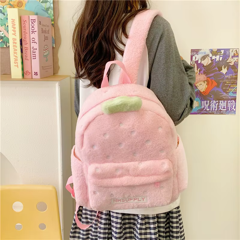 Sacs à dos classiques en peluche couleur unie motif fraise pour femmes 2026 – Grande capacité avec poche intérieure zippée – Vente chaude