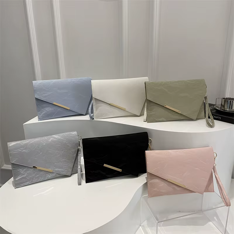 Mode pochette pour femmes en cuir PU souple couleur unie Evelope sac bracelet sacs femme petits