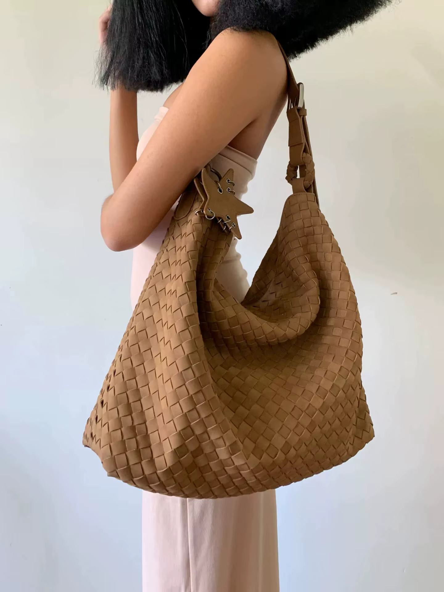Sac à main à bandoulière en velours côtelé pour femmes