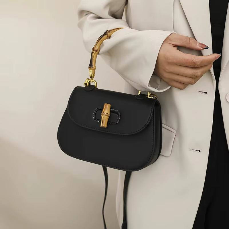Sac de selle Chic à poignée en bambou pour femmes