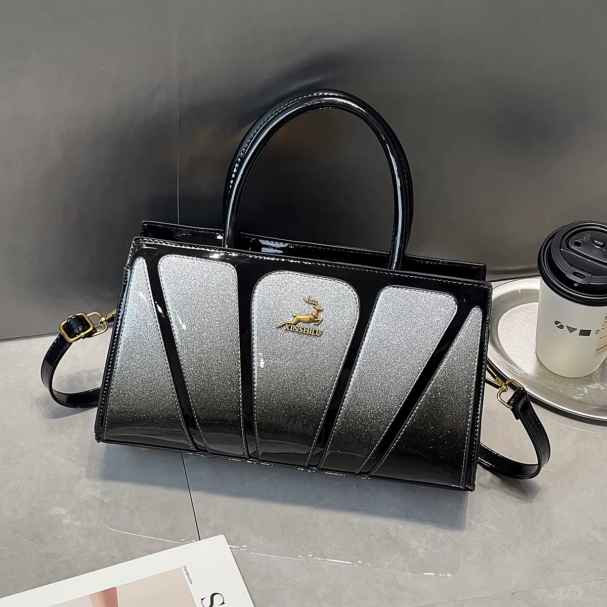 Sac à main rétro en cuir PU pour femmes, grande taille, épissage de colle, sac à bandoulière simple, Style pour les déplacements professionnels, nouvelle collection 2025