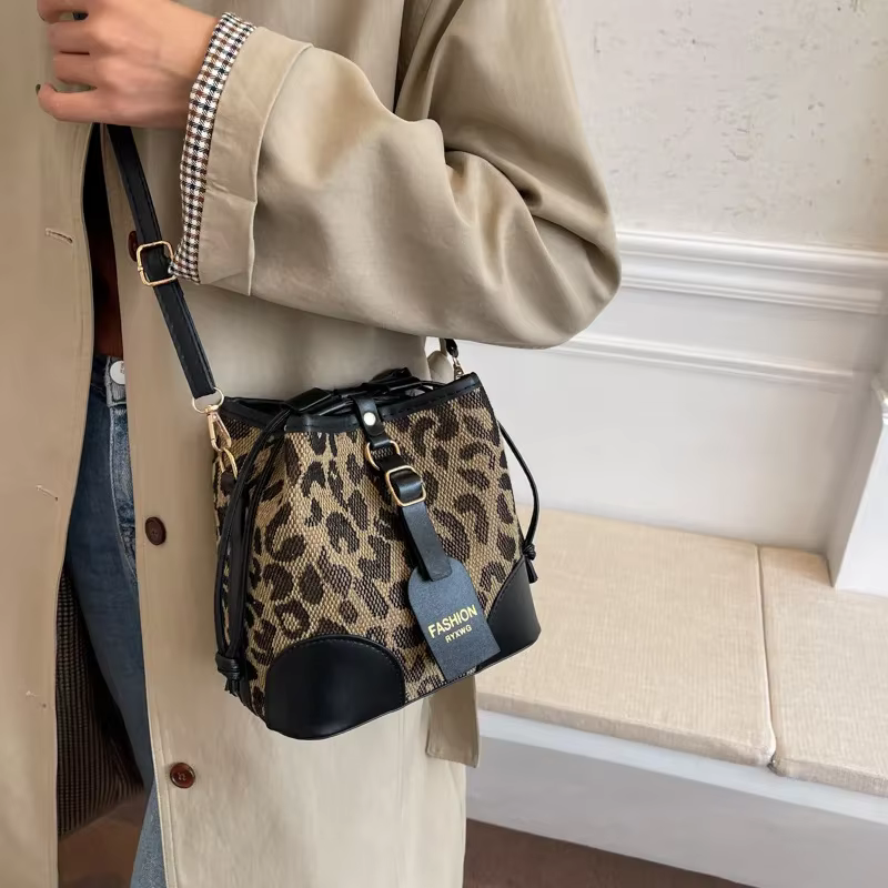 Léopard petit cuir PU femmes seau sacs à bandoulière 2024 automne sac