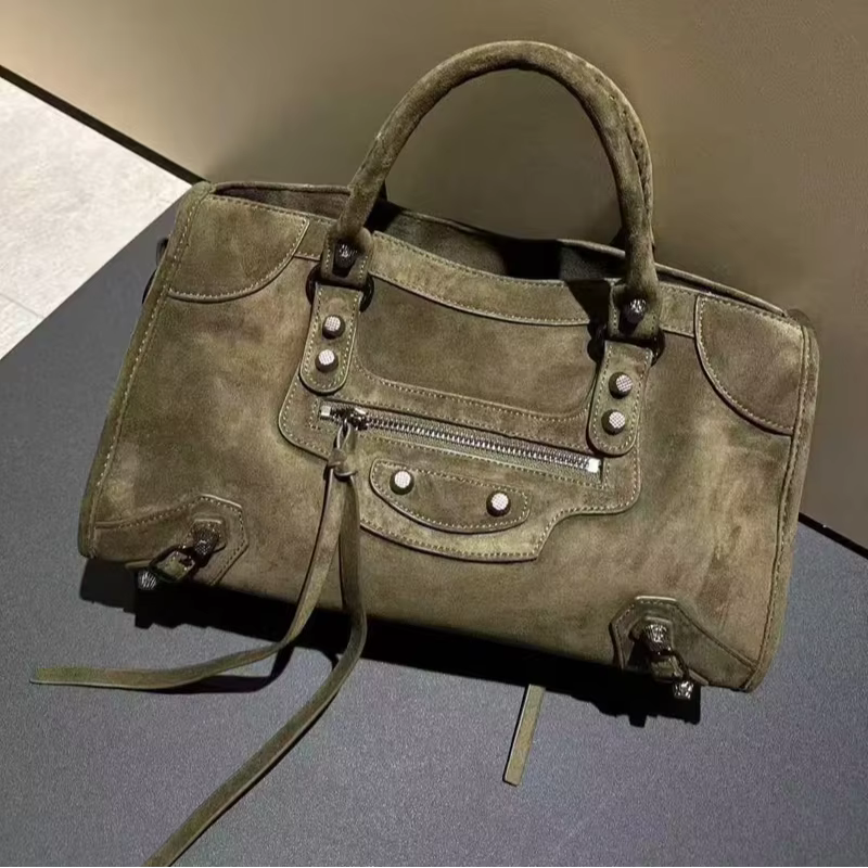Paris Rivet Locomotive sac ins Spice Girl sac français Premium Sense rétro à la mode Portable oreiller sac une épaule sac à bandoulière