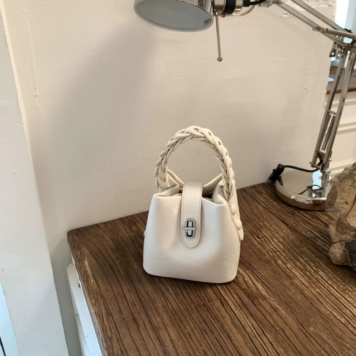 Sac Seau Urbain Minimaliste Motif Litchi Tendance Polyvalent Sac à Bandoulière Simple pour Trajet Quotidien Sac Croisé Personnalisé