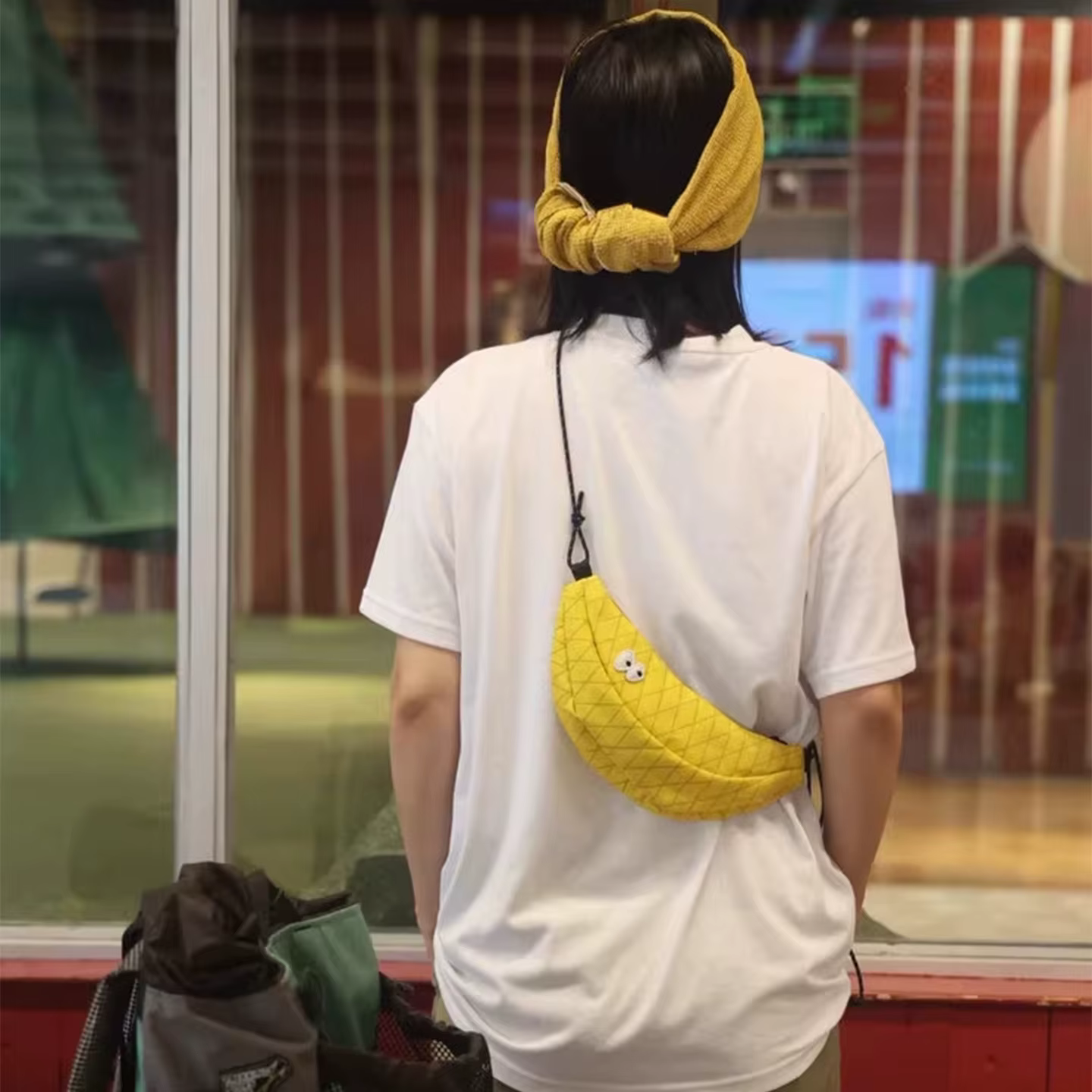 Sac bandoulière décontracté en forme de banane pour téléphone