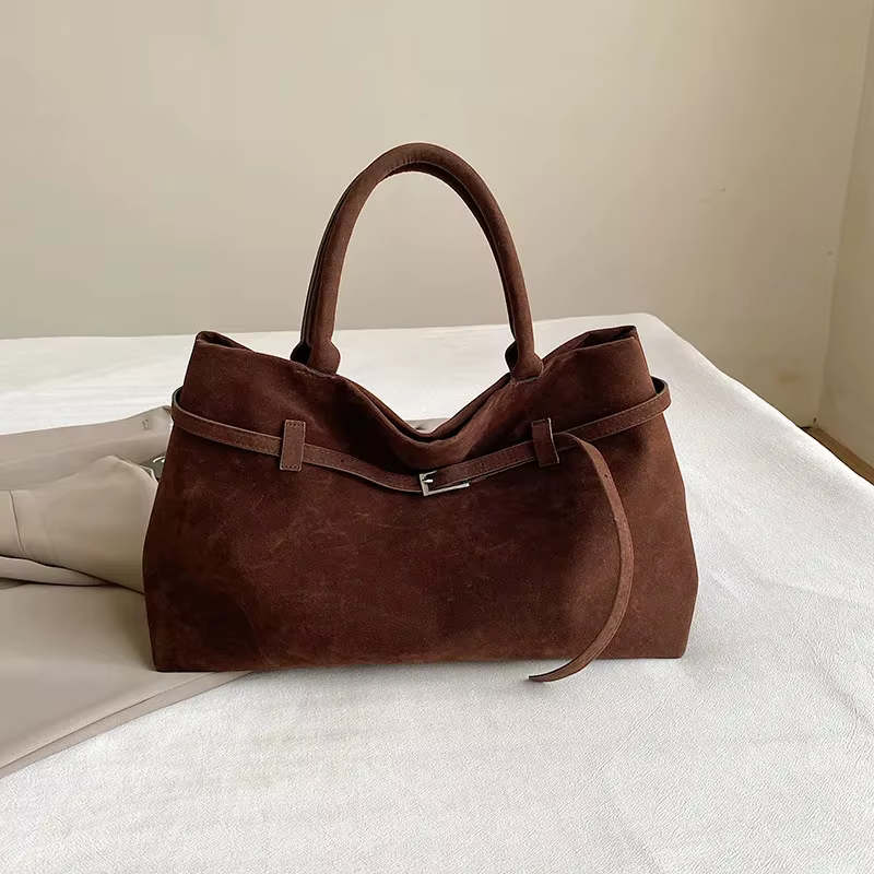Sac fourre-tout vintage en cuir satiné – Style décontracté avec fermeture à boucle