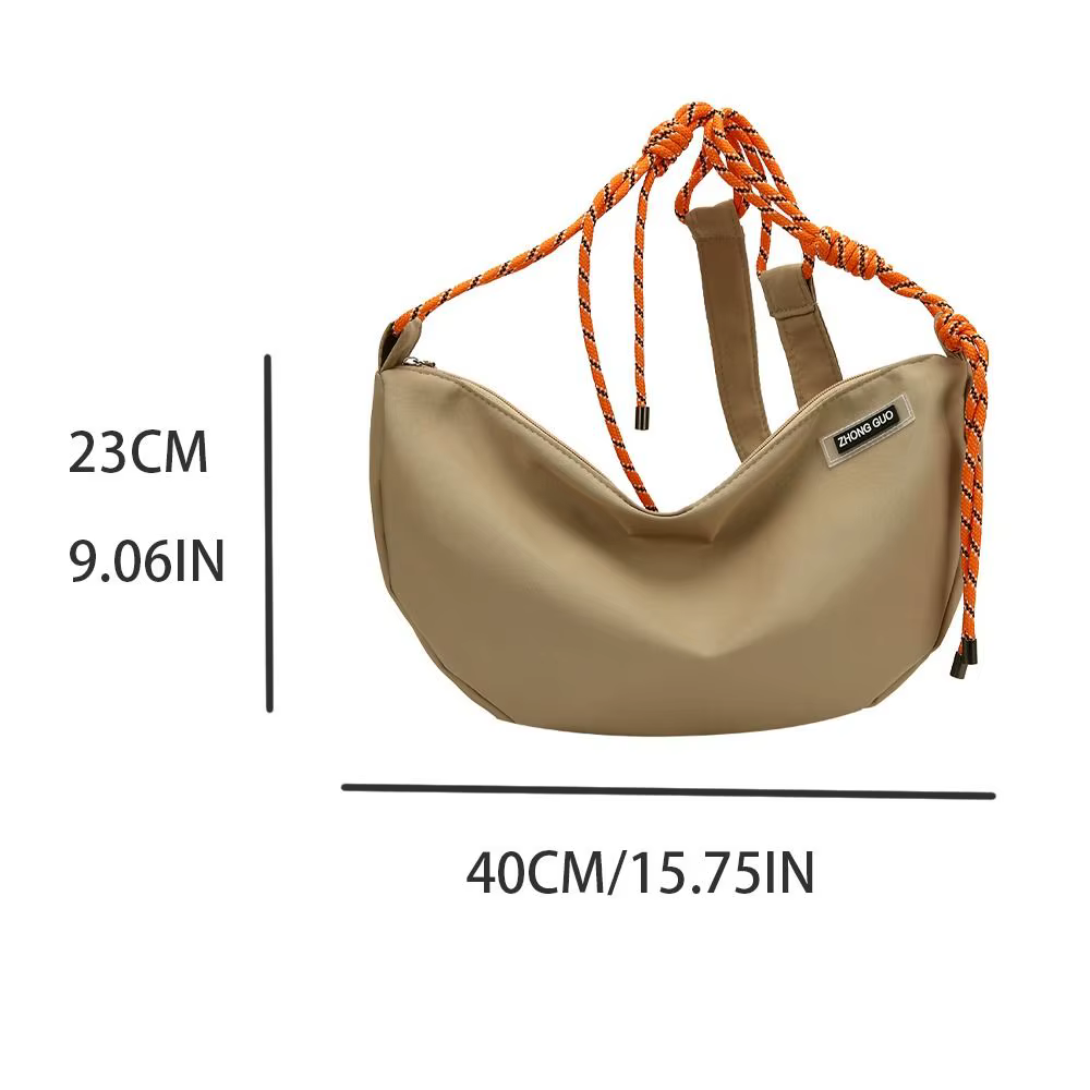 Sac bandoulière demi-lune en nylon