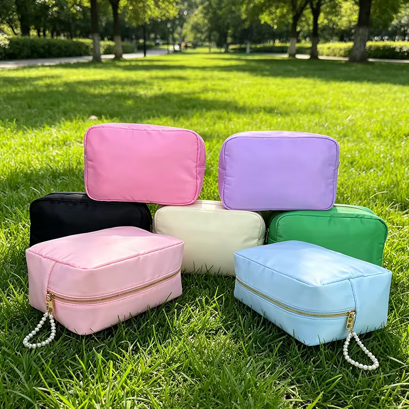 Pochette de maquillage personnalisée en nylon rose