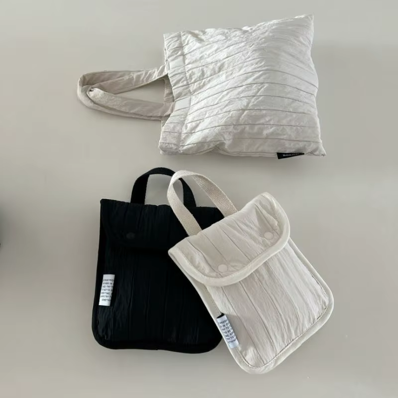 Mini sac matelassé en nylon minimaliste