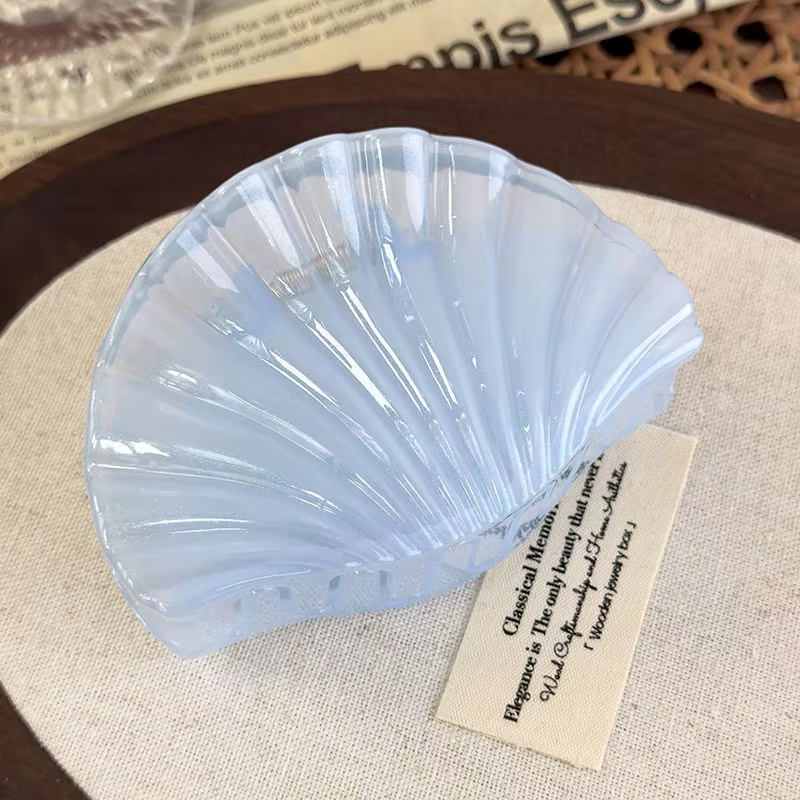 Nouvelle pince à cheveux en forme de coquille de requin