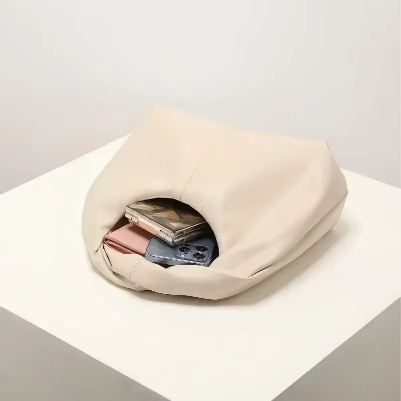 Pochette supérieure de couleur unie