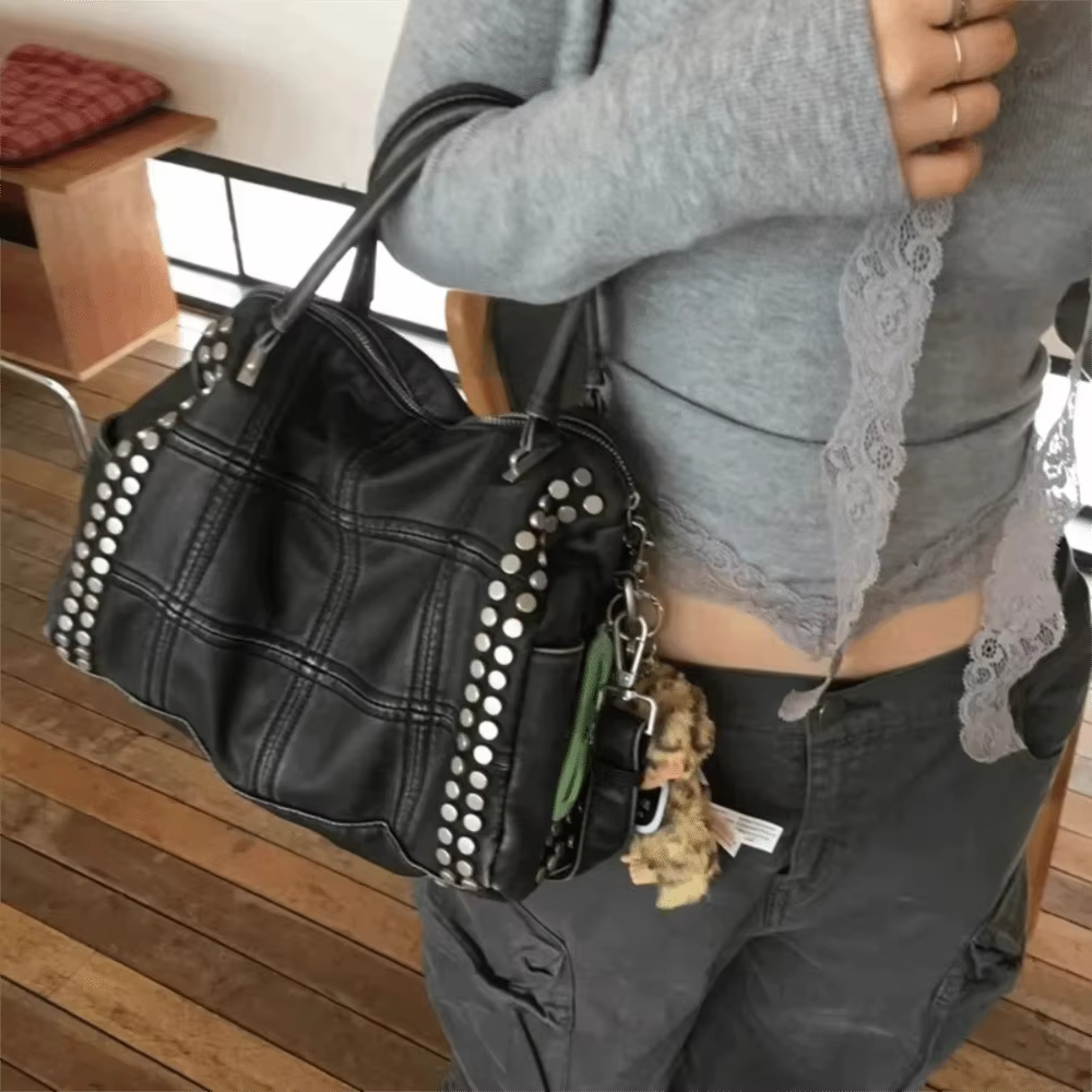Sac fourre-tout matelassé grande capacité avec rivets