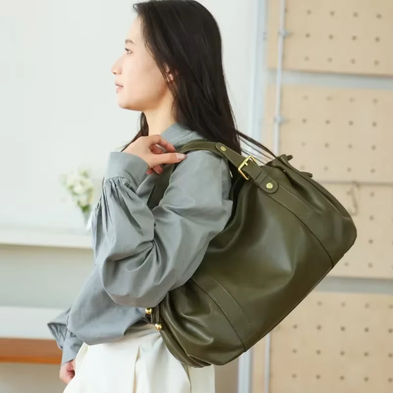 Sac à main de créateur célèbre, grande capacité, tendance, avec bandoulière chaîne, confortable et portable, sac à fermeture éclair pour femme