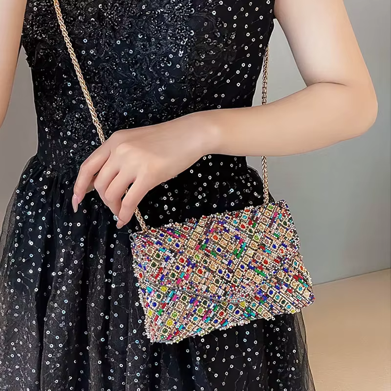 Strass soirée pochette 2025 diamant femmes Banquet fête de mariage mode messager sac à main chaîne petit sac à bandoulière