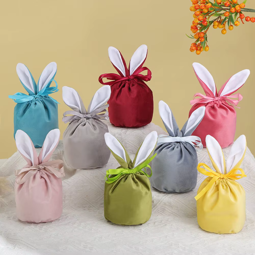 Sacs de lapin de Pâques avec oreilles en velours
