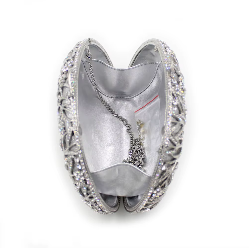 Sac à main détrritique en cristal clouté de diamants