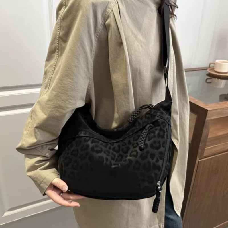 Sac à bandoulière imprimé léopard pour femmes