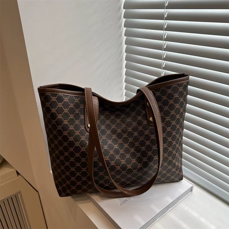 Sac fourre-tout polyvalent rétro à la mode pour femmes sacs de créateurs de luxe sac à main