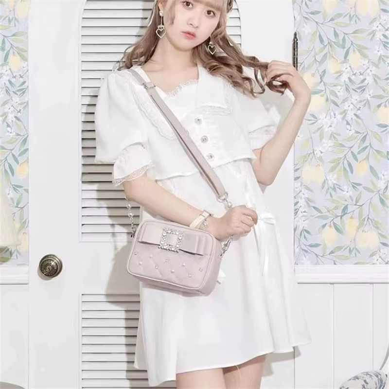Sac carré rose avec nœud en diamant pour femmes