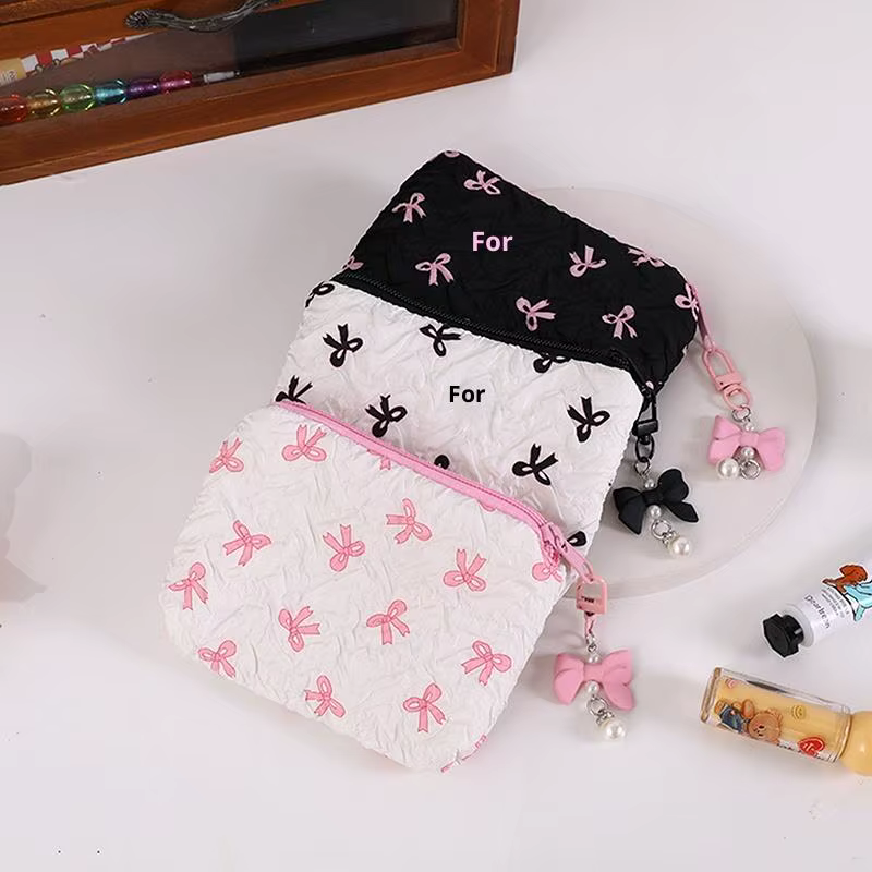 Trousse de maquillage en tissu avec nœud mignon
