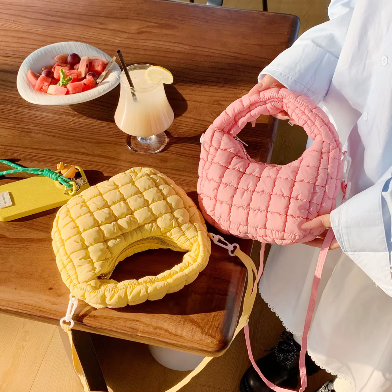 Sac à bandoulière matelassé ultra-léger pour femme