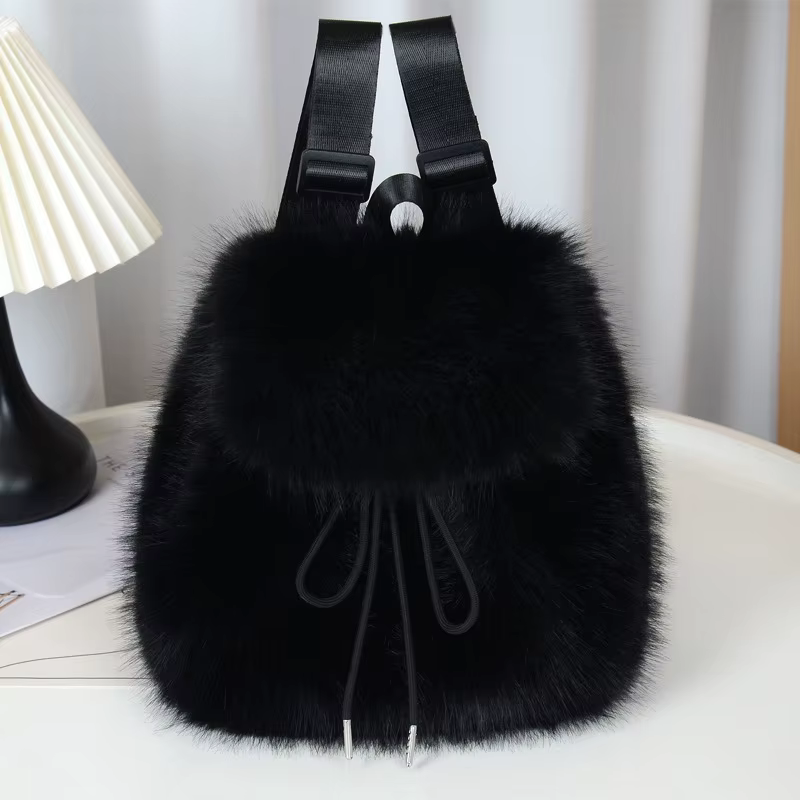 Sac à dos en fausse fourrure pour femmes
