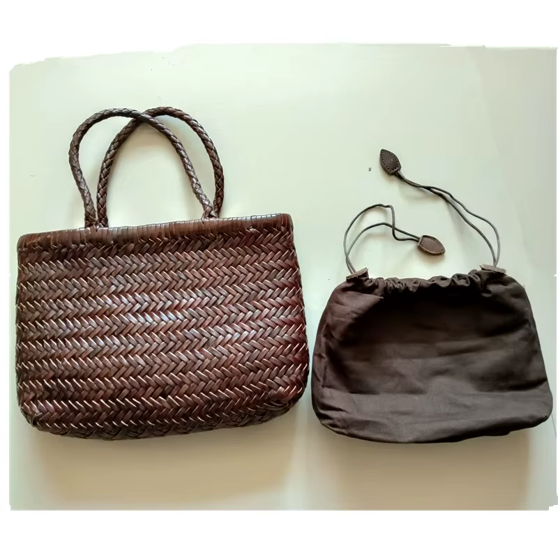 Sac à main en cuir véritable tissé