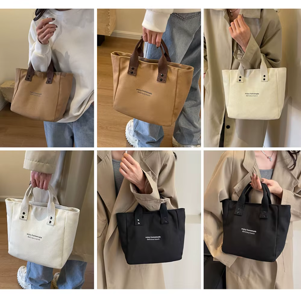 Sac fourre-tout décontracté en toile avec pendentif cloche et fermeture éclair ; ce sac