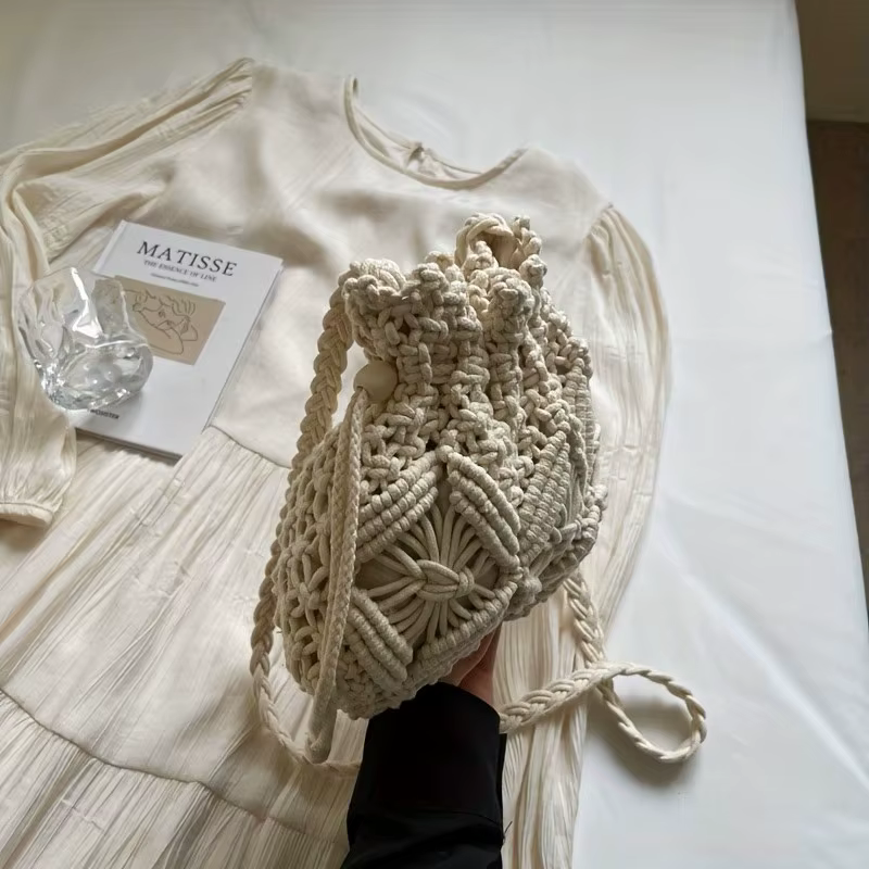 Sac seau bohème en macramé fait main