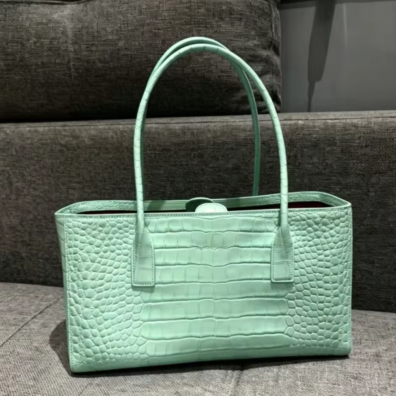 Sac fourre-tout de luxe imprimé crocodile pour femme