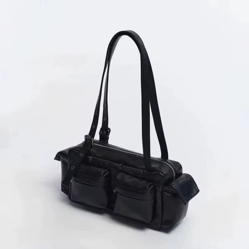 Style coréen noir sous les bras Biker sac à bandoulière femmes Design de luxe sac à main dames en plein air Durable